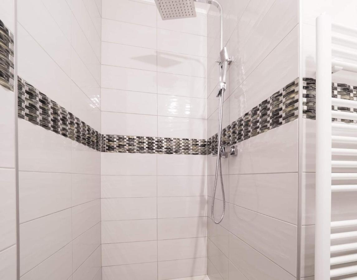 Executive Double Room With En-Suite In Guest House City Centre R4 Lussemburgo Esterno foto